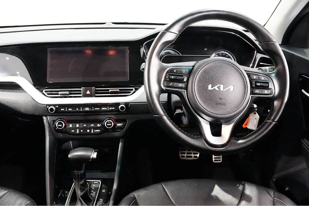 2021 Kia Niro Hybrid Sport DE