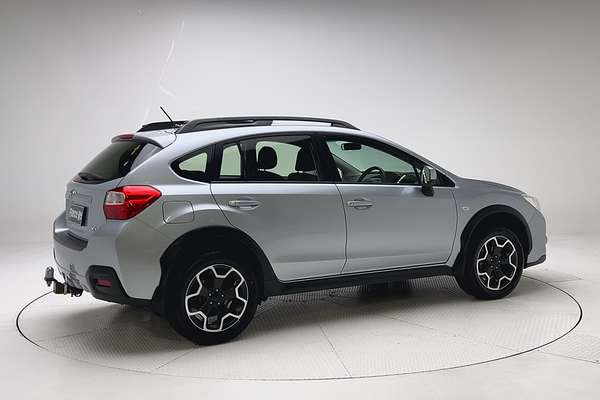 2014 Subaru XV 2.0i G4X thumb-2
