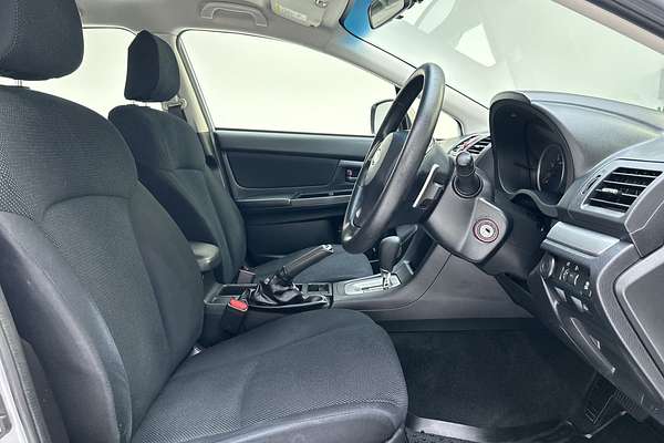 2014 Subaru XV 2.0i G4X thumb-12