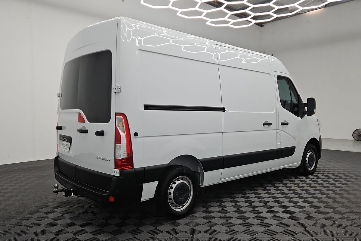 2024 Renault Master Pro 120kW X62 Phase 2 LWB Mid Roof