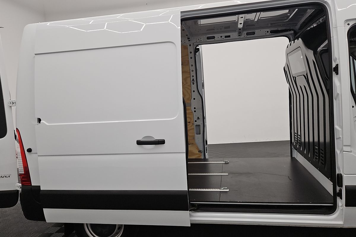 2024 Renault Master Pro 120kW X62 Phase 2 LWB Mid Roof