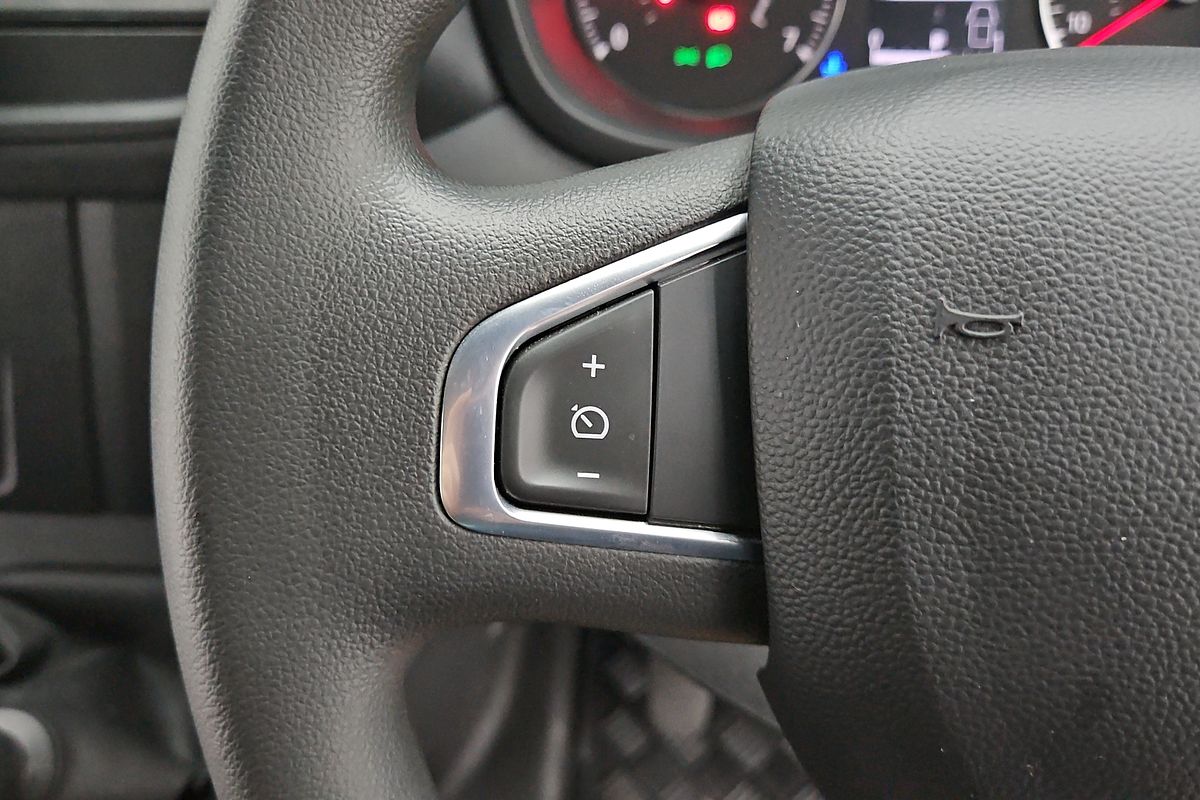 2024 Renault Master Pro 120kW X62 Phase 2 LWB Mid Roof