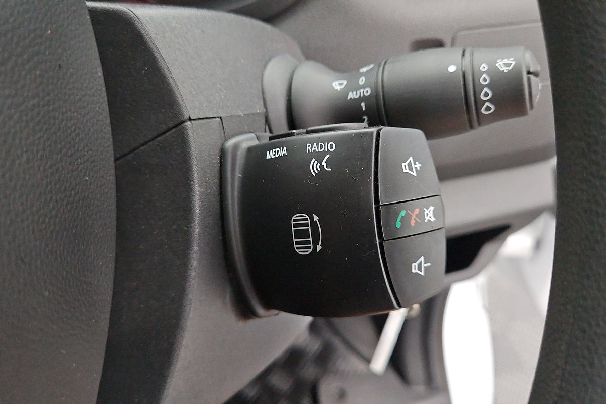 2024 Renault Master Pro 120kW X62 Phase 2 LWB Mid Roof