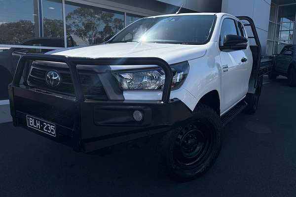 2020 Toyota Hilux SR GUN126R 4X4