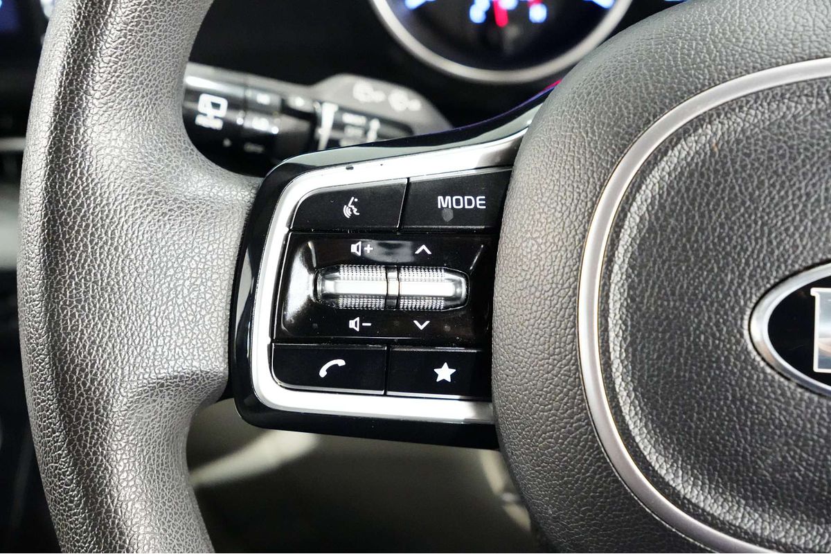 2021 Kia Carnival S KA4