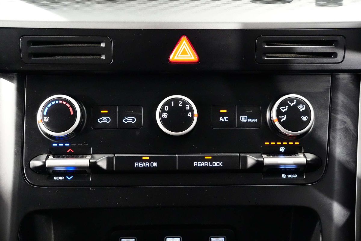 2021 Kia Carnival S KA4