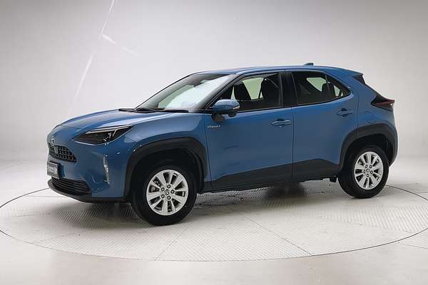 2023 Toyota Yaris Cross GX MXPJ10R thumb-3