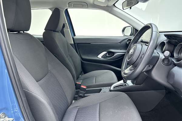 2023 Toyota Yaris Cross GX MXPJ10R thumb-12