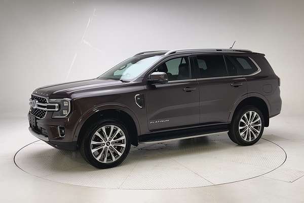2024 Ford Everest Platinum 3.0L thumb-3