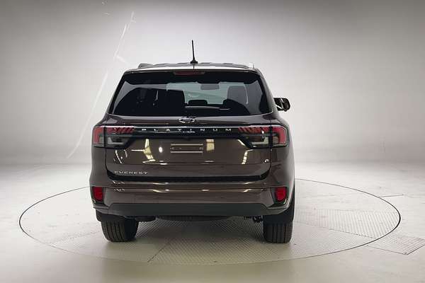 2024 Ford Everest Platinum 3.0L thumb-6