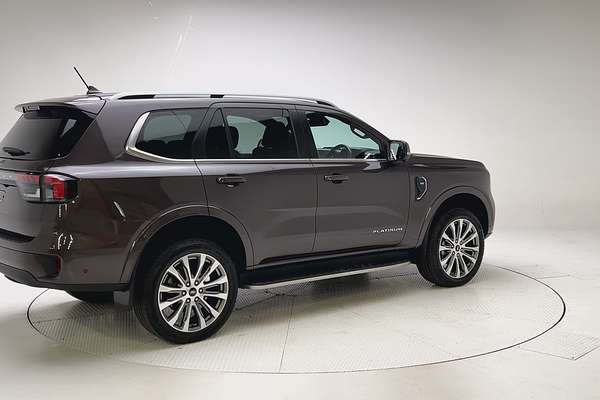 2024 Ford Everest Platinum 3.0L thumb-7