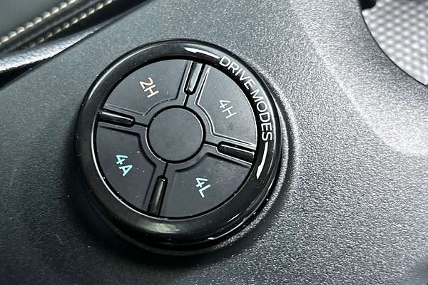 2024 Ford Everest Platinum 3.0L thumb-17