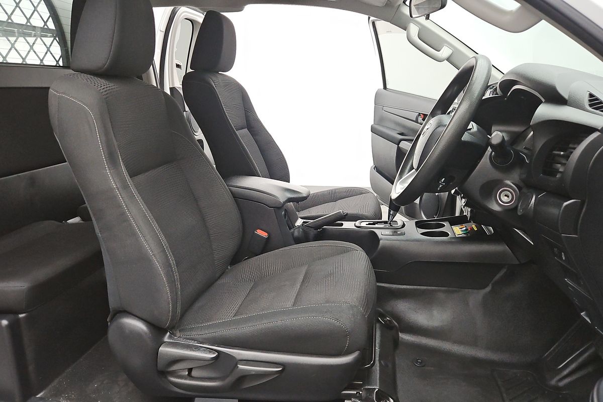 2019 Toyota Hilux SR GUN126R 4X4