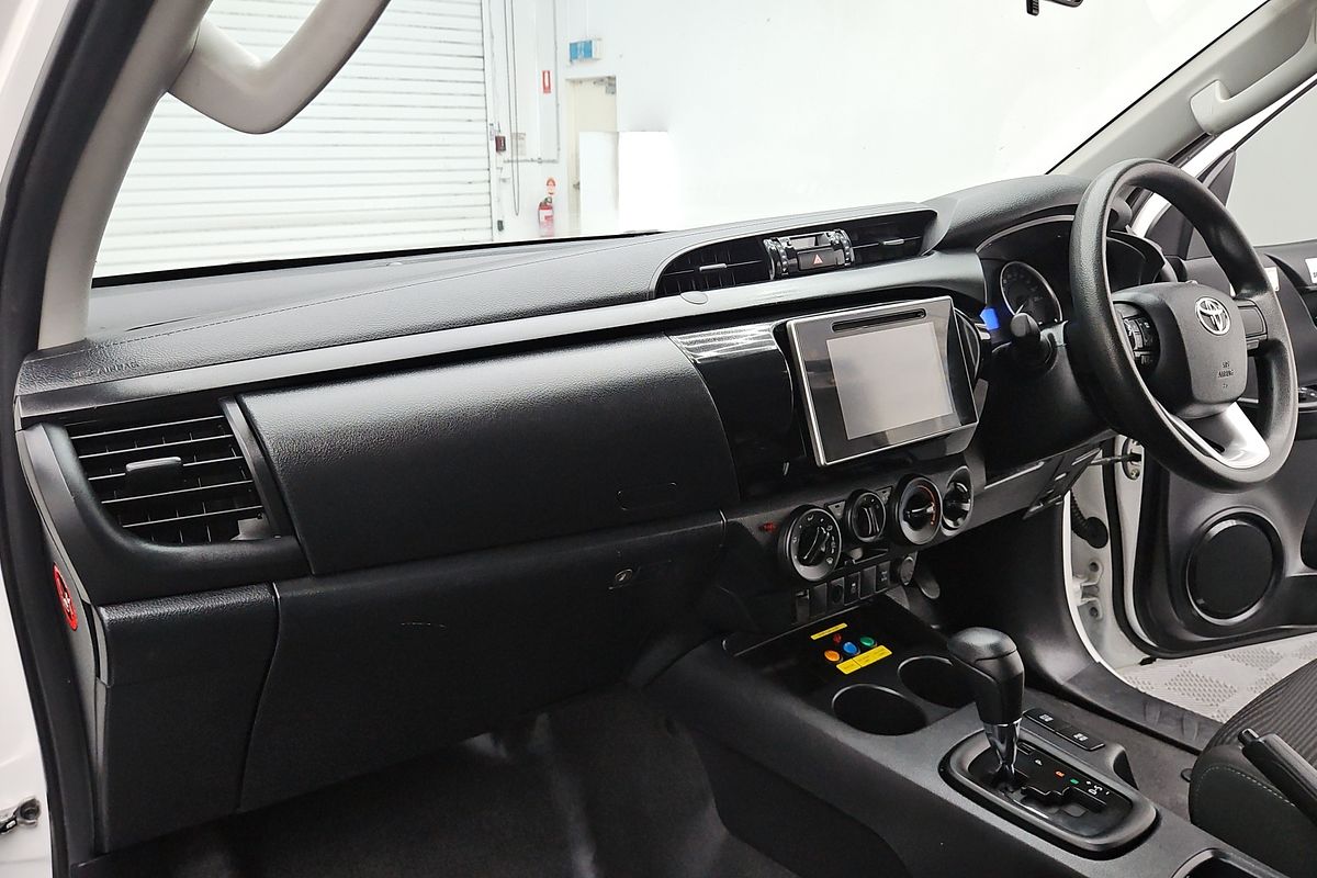 2019 Toyota Hilux SR GUN126R 4X4