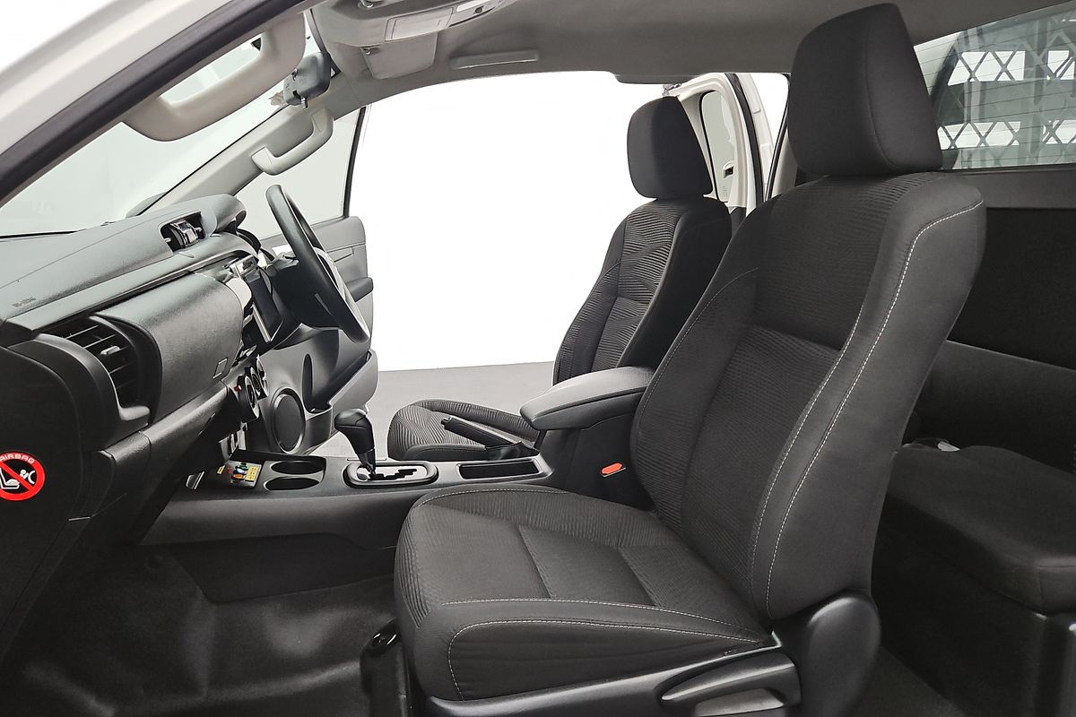 2019 Toyota Hilux SR GUN126R 4X4