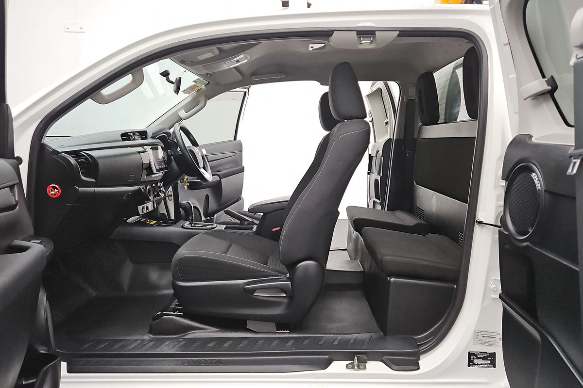 2019 Toyota Hilux SR GUN126R 4X4