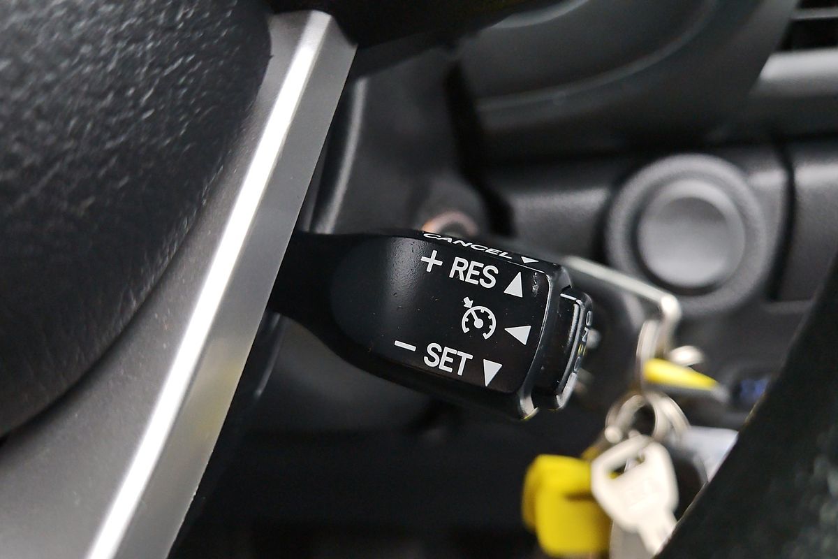 2019 Toyota Hilux SR GUN126R 4X4