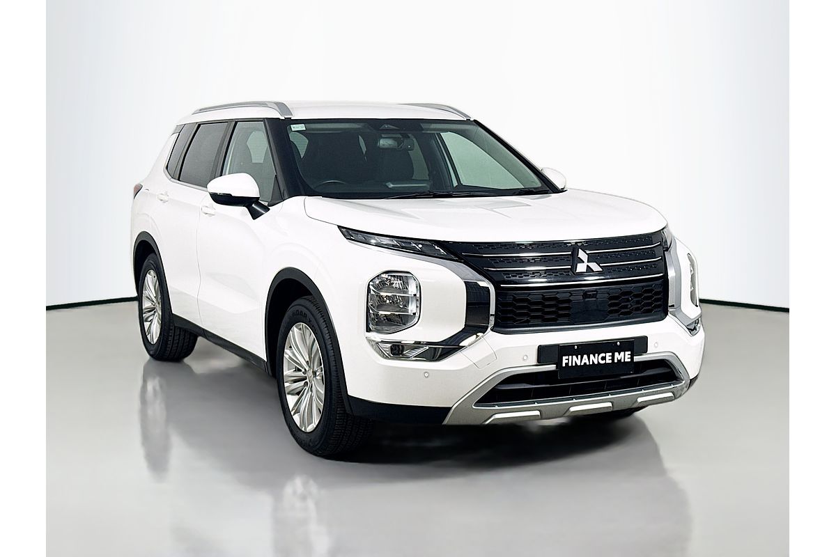 2024 Mitsubishi Outlander LS ZM