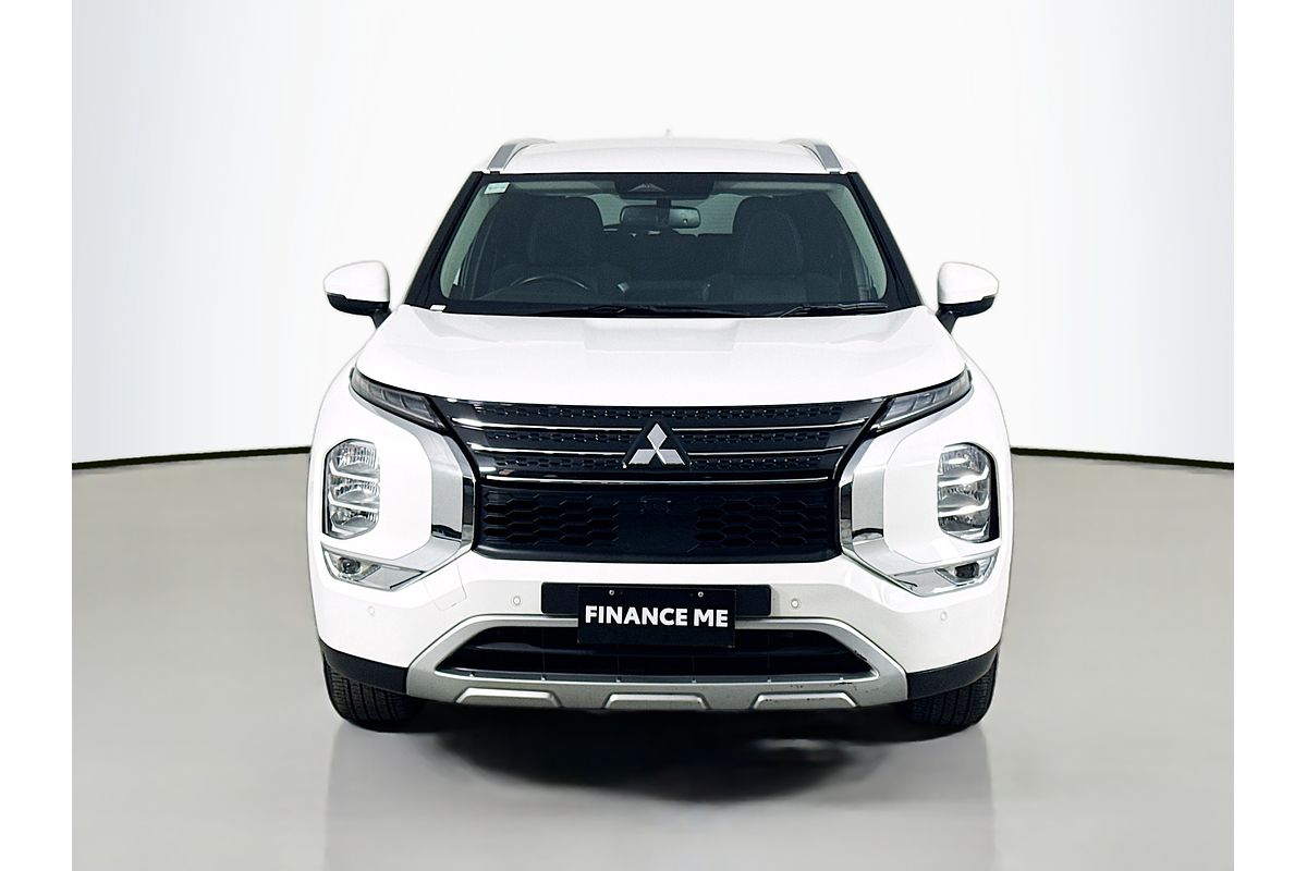 2024 Mitsubishi Outlander LS ZM