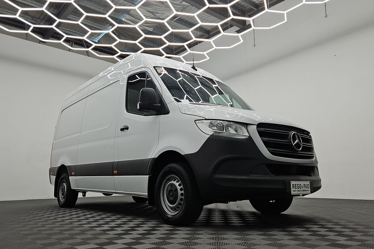 2021 Mercedes-Benz Sprinter 414CDI VS30 MWB Low Roof