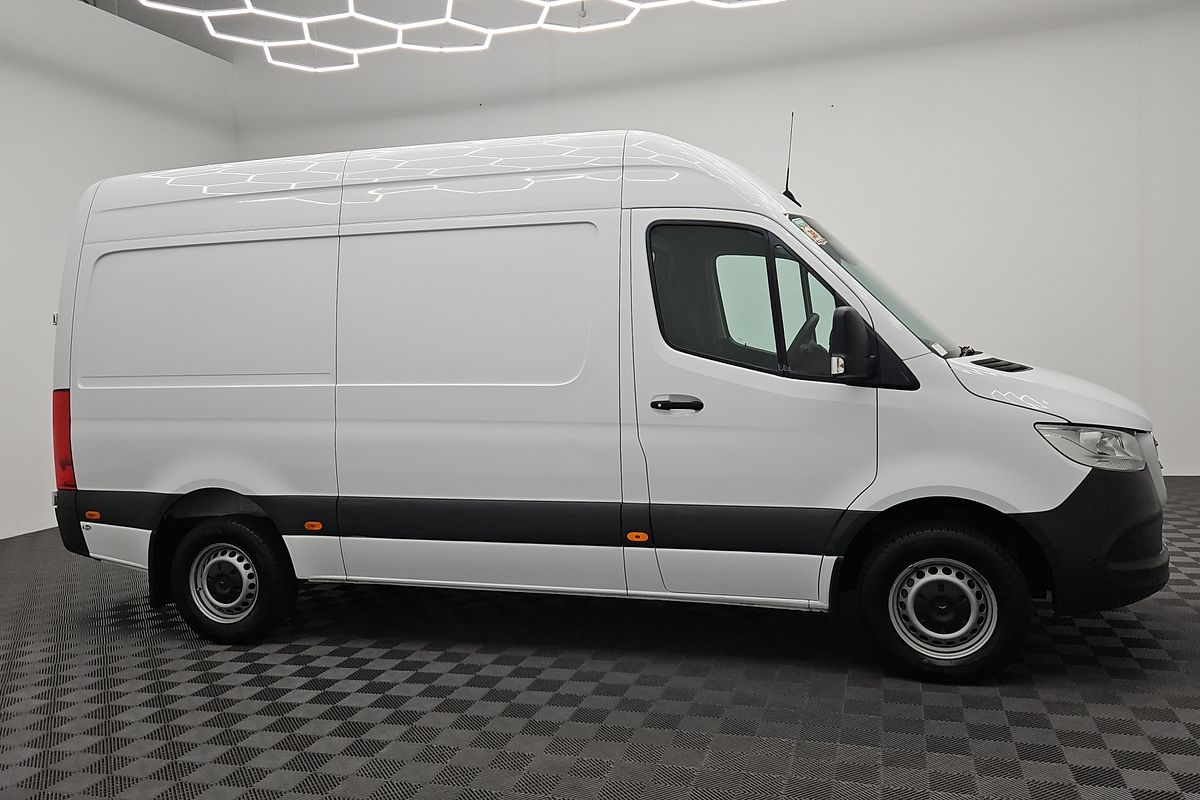 2021 Mercedes-Benz Sprinter 414CDI VS30 MWB Low Roof