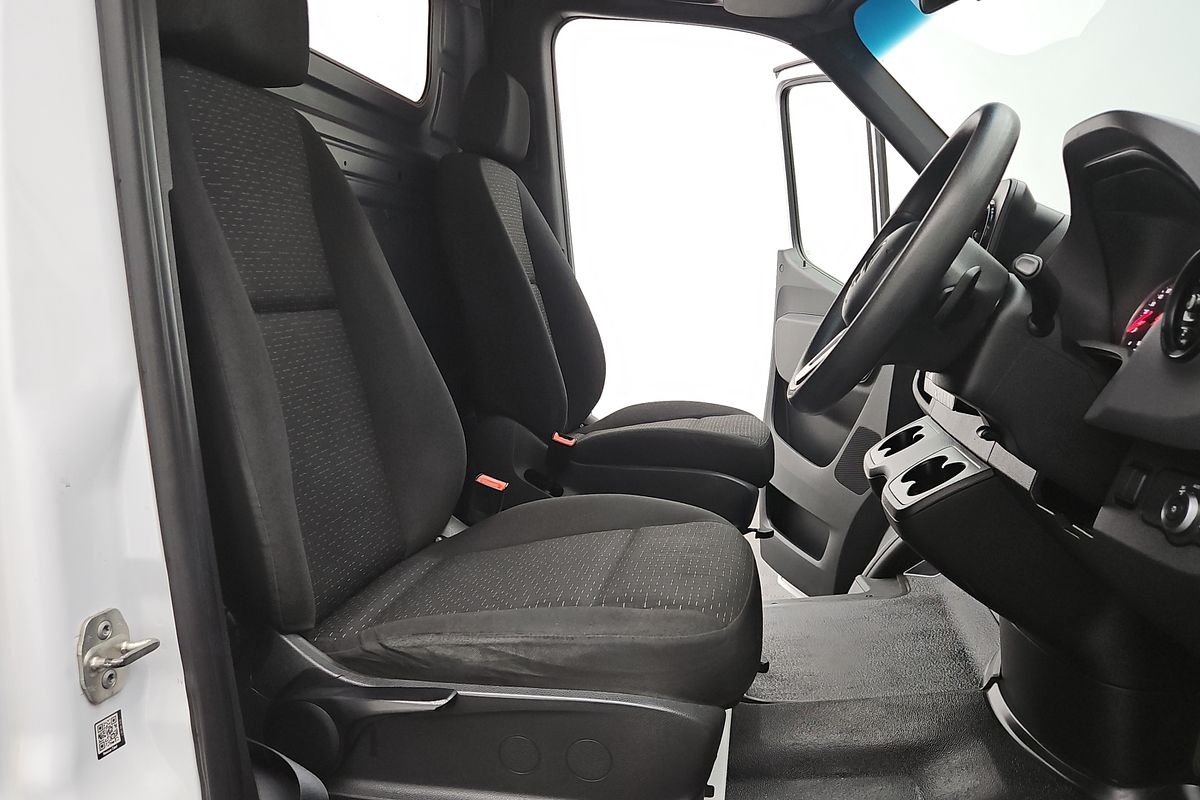 2021 Mercedes-Benz Sprinter 414CDI VS30 MWB Low Roof