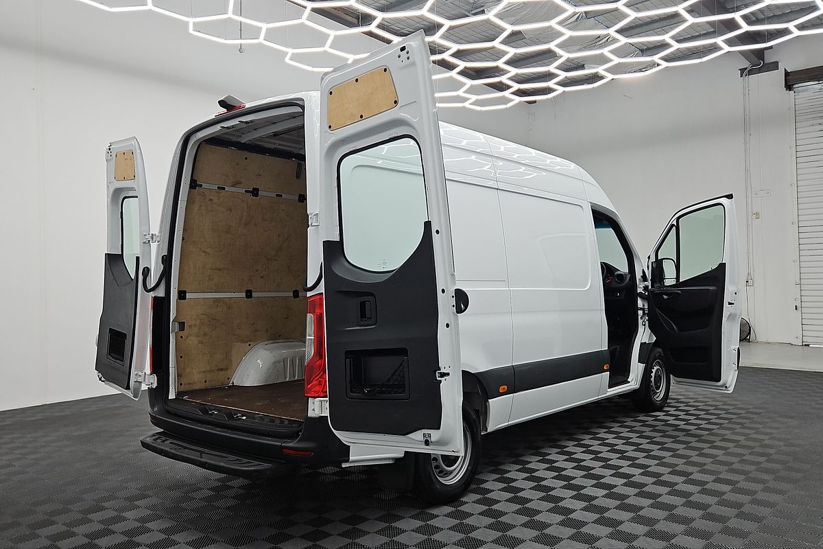 2021 Mercedes-Benz Sprinter 414CDI VS30 MWB Low Roof