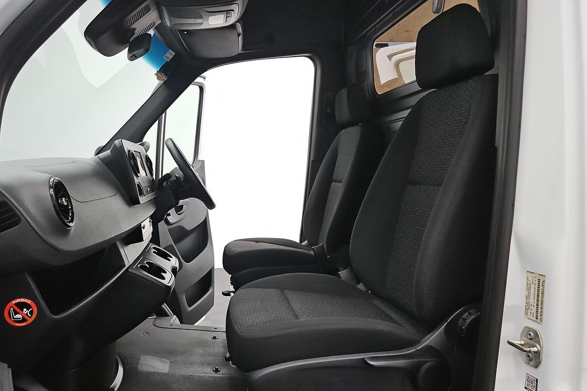 2021 Mercedes-Benz Sprinter 414CDI VS30 MWB Low Roof