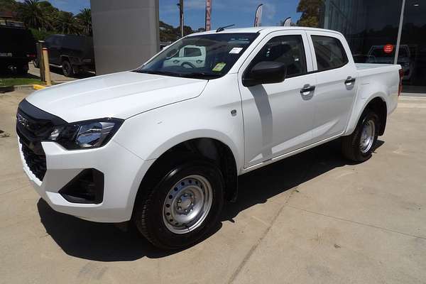 2026 Isuzu D-MAX SX High Ride Rear Wheel Drive