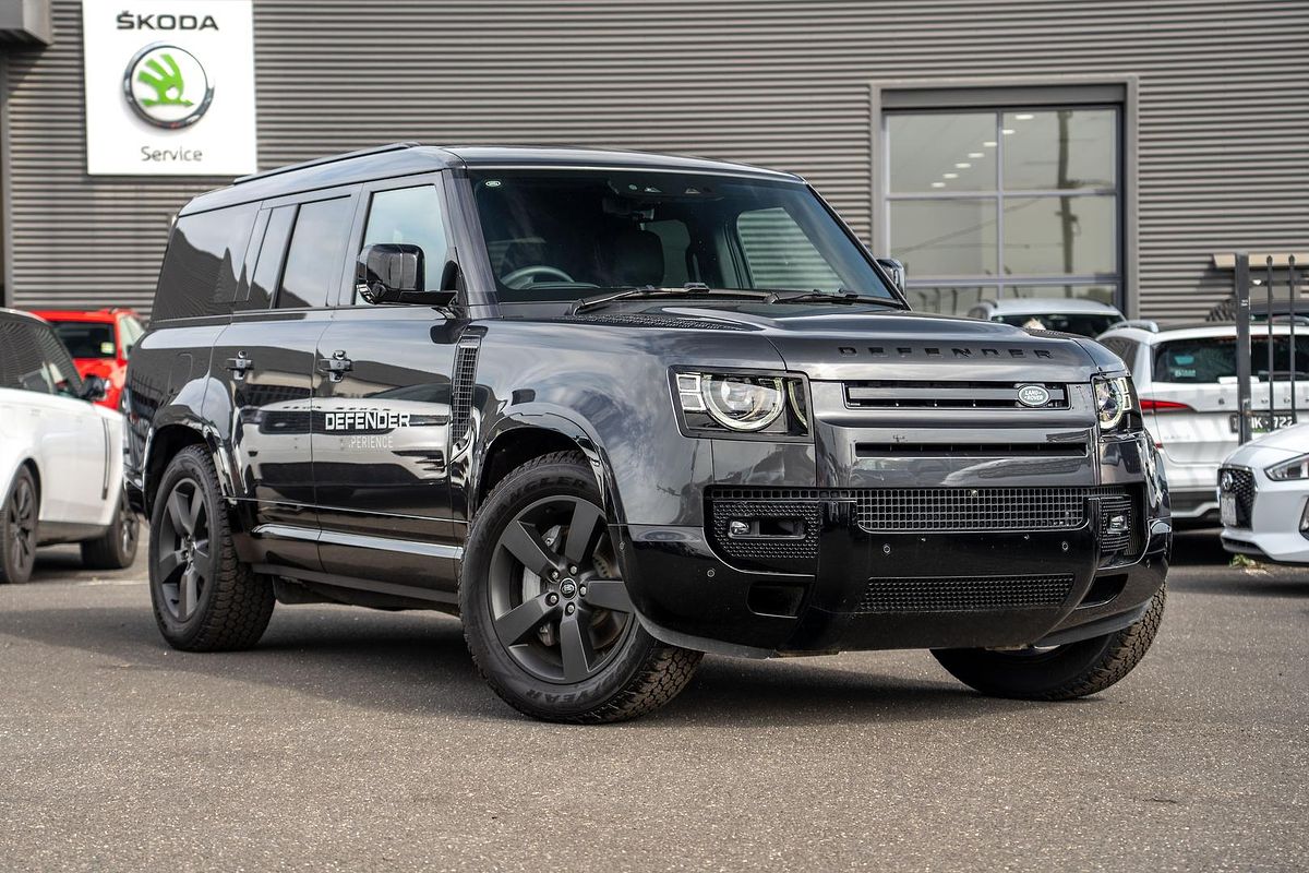 2024 Land Rover Defender 130 P400 X-Dynamic SE L663