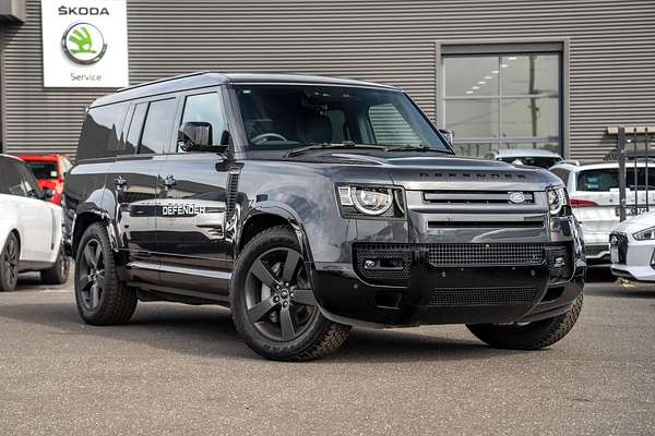 2024 Land Rover Defender 130 P400 X-Dynamic SE L663