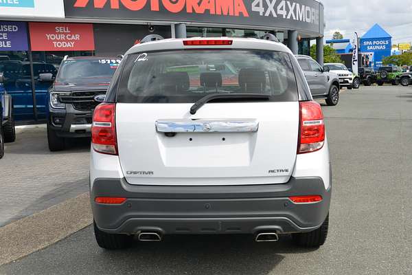 2017 Holden Captiva Active CG thumb-6