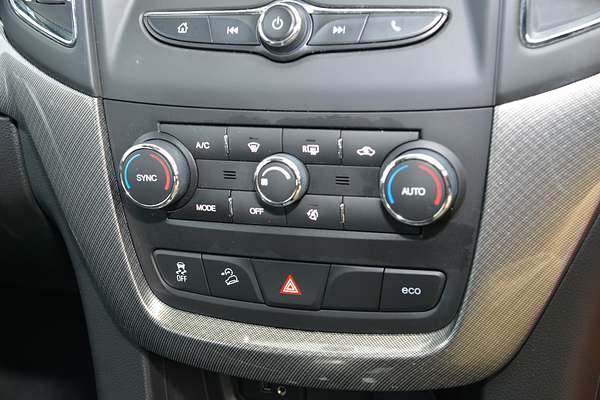 2017 Holden Captiva Active CG thumb-13