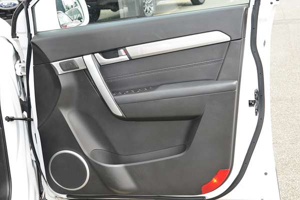 2017 Holden Captiva Active CG thumb-16