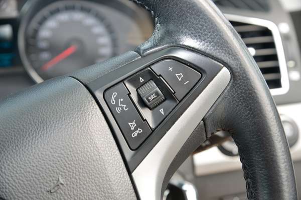 2017 Holden Captiva Active CG thumb-15