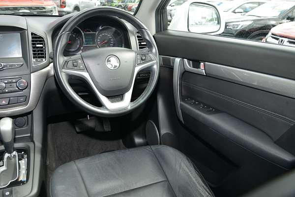 2017 Holden Captiva Active CG thumb-18
