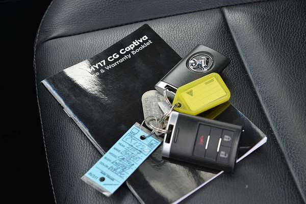 2017 Holden Captiva Active CG thumb-22