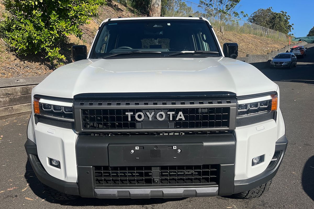 2024 Toyota Landcruiser Prado Altitude GDJ251R