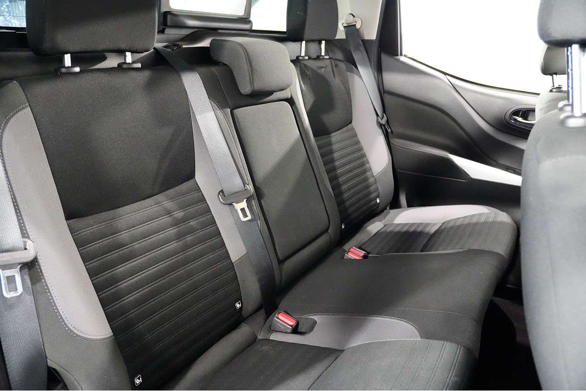 2021 Nissan Navara ST D23 Rear Wheel Drive