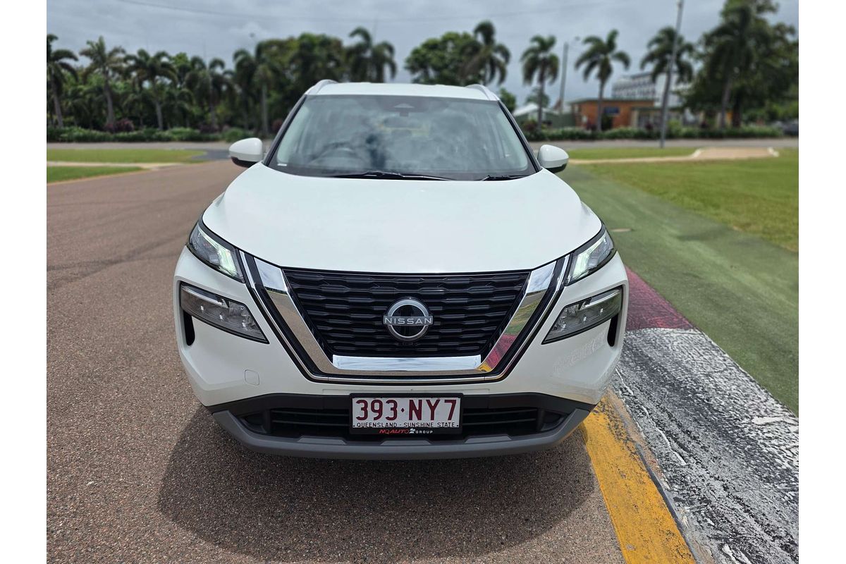 2025 Nissan X-TRAIL ST T33
