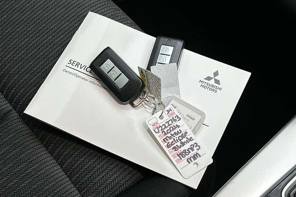 2024 Mitsubishi Eclipse Cross LS YB thumb-22