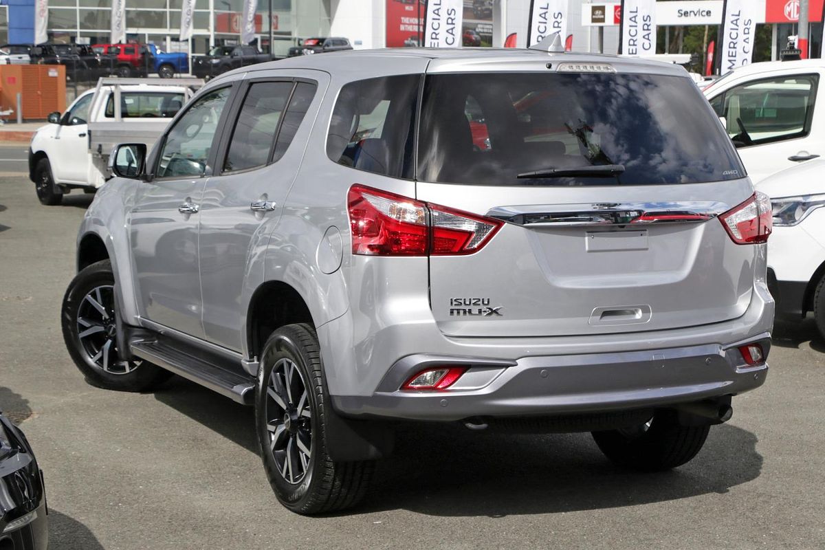 2021 Isuzu MU-X LS-U