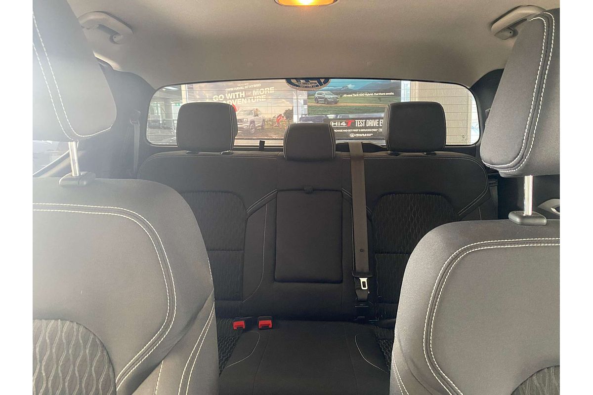 T60 SK8C MY21 PRO (4x4) 2.8L DT4 DIESEL TURBO F/INJ 6 SP AUTO DIRECT SHIFT DOUBLE CAB UTILITY 