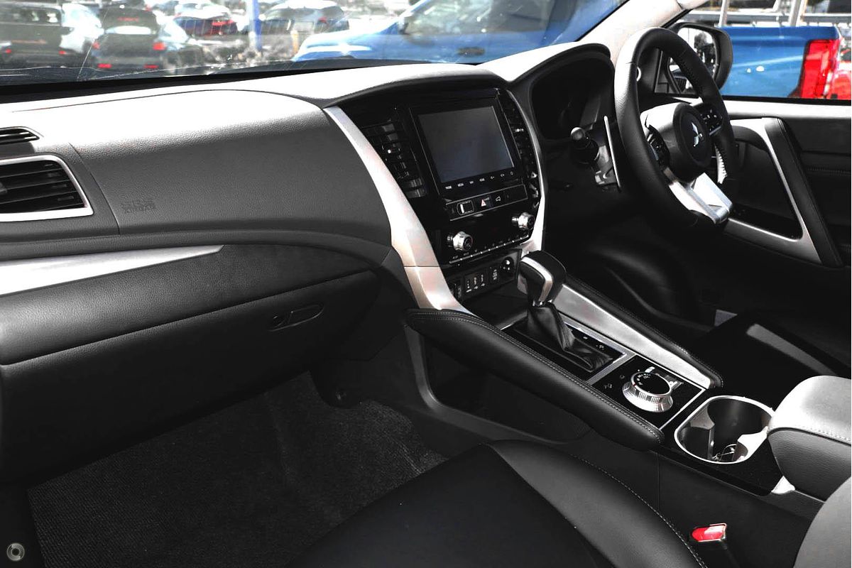 2025 Mitsubishi Pajero Sport Exceed QG