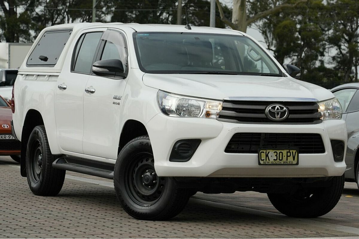 2016 Toyota Hilux SR GUN126R 4X4