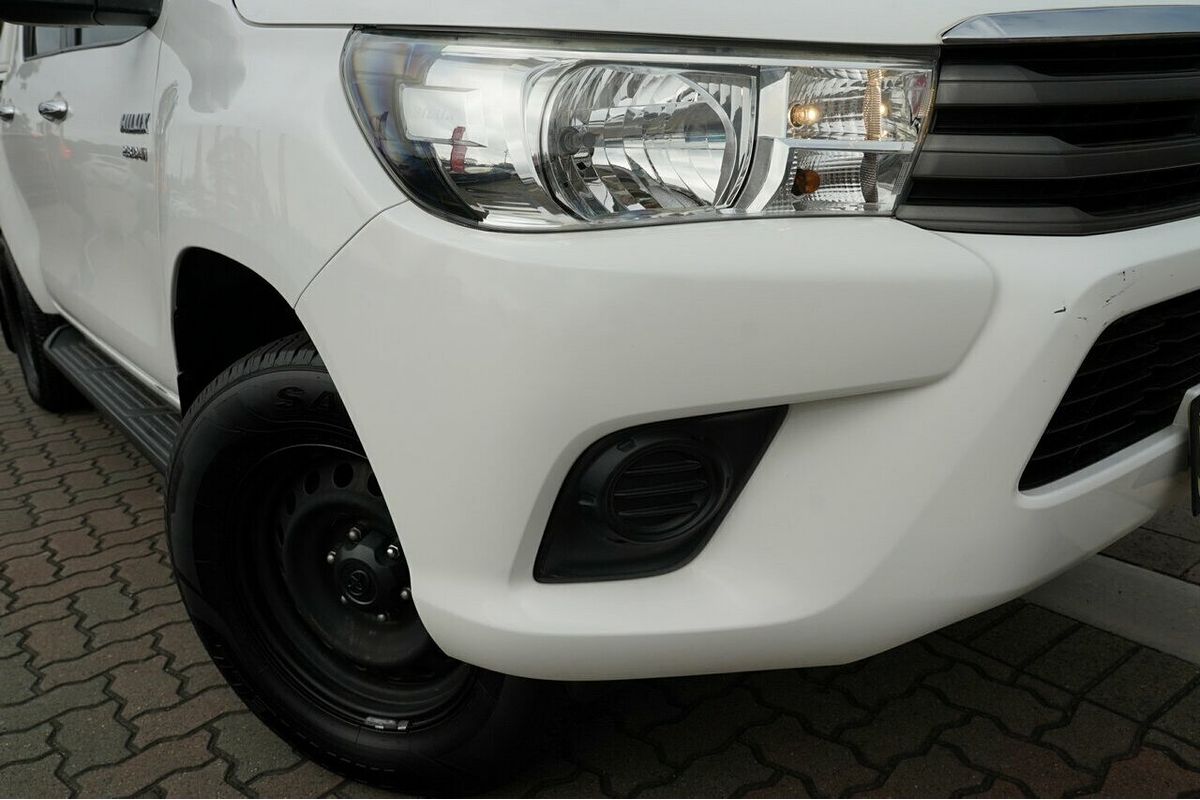 2016 Toyota Hilux SR GUN126R 4X4