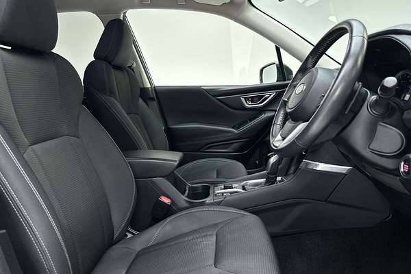 2024 Subaru Forester 2.5i S5 thumb-12