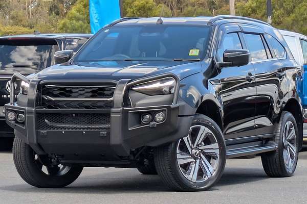 2026 Isuzu MU-X LS-T