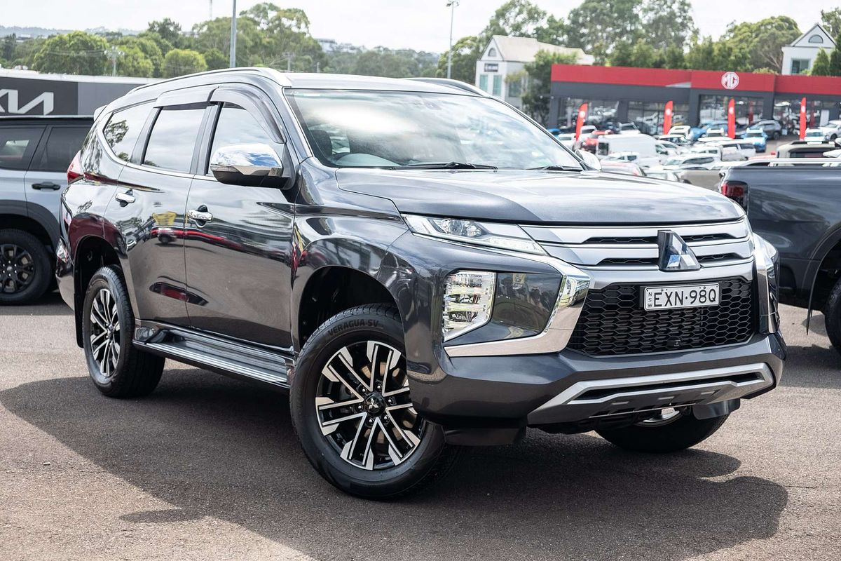 2022 Mitsubishi Pajero Sport GLS QF