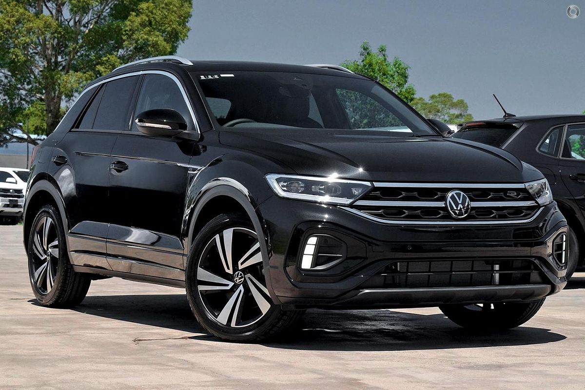2025 Volkswagen T-Roc 140TSI R-Line D11